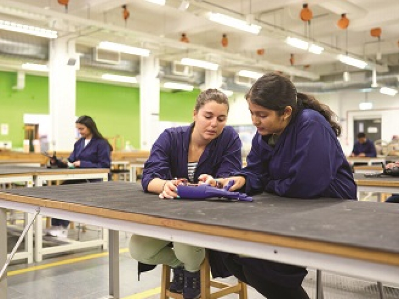 Women in Stem Scholarship 2026